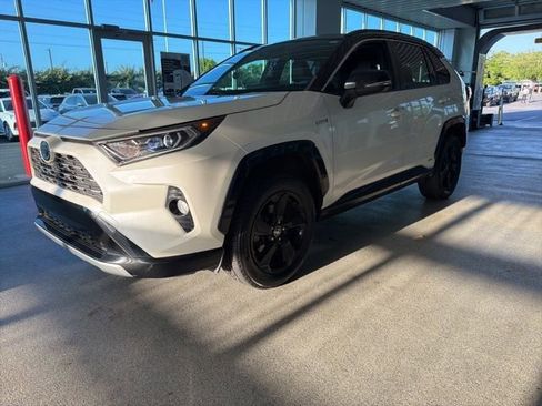 Used 2020 Toyota RAV4 XSE w/ XSE Grade Weather Package image 3