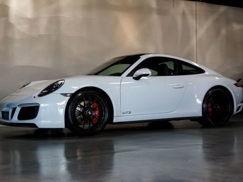 Used 2018 Porsche 911 GT3 RS image 51
