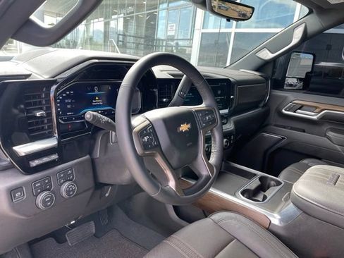Certified 2024 Chevrolet Silverado 3500 High Country w/ High Country Premium Package AWD/4WD image 7