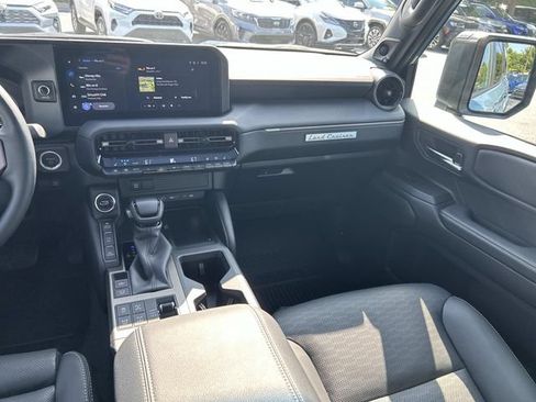 Used 2026 Toyota Land Cruiser w/ Premium Package AWD/4WD image 18