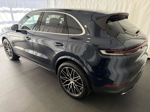 Used 2025 Porsche Cayenne S image 3