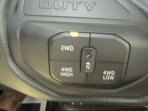 Used 2025 RAM 3500 Tradesman w/ Chrome Appearance Group image 29