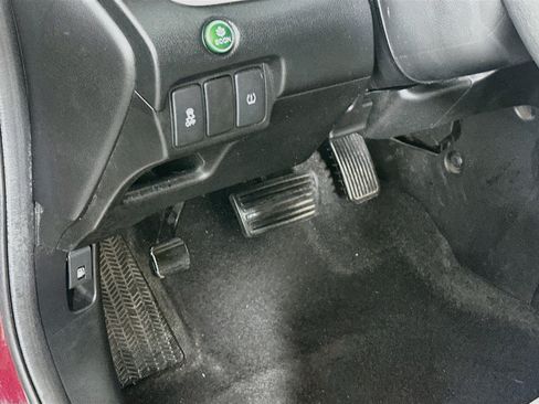 Used 2015 Honda CR-V LX image 16