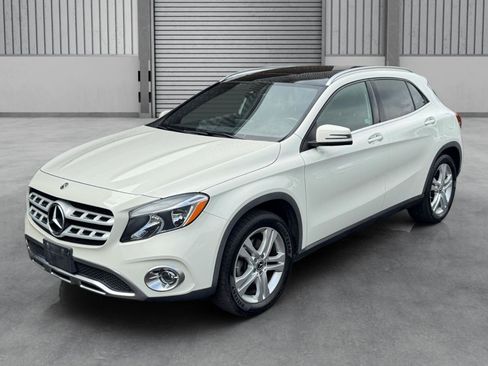 Used 2018 Mercedes-Benz GLA 250 4MATIC image 29