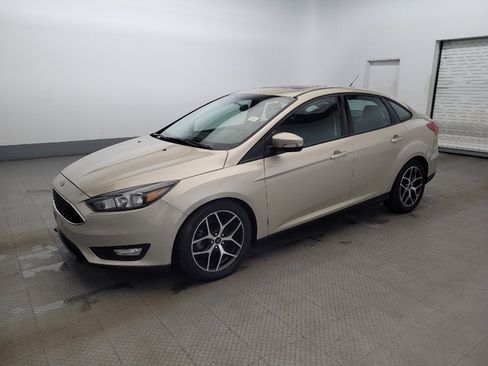 Used 2017 Ford Focus SEL w/ Cold Weather Package image 2