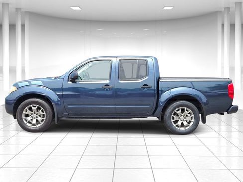 Used 2020 Nissan Frontier SV RWD image 6