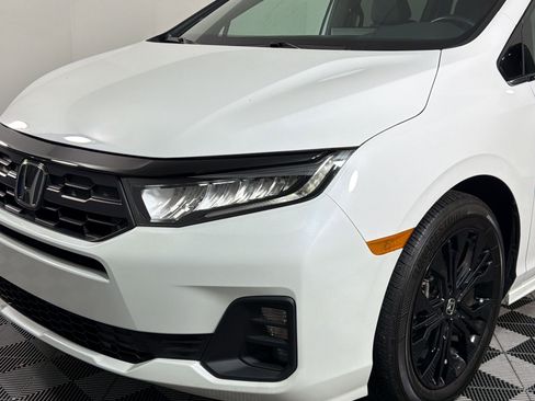 Used 2025 Honda Odyssey Sport-L image 9