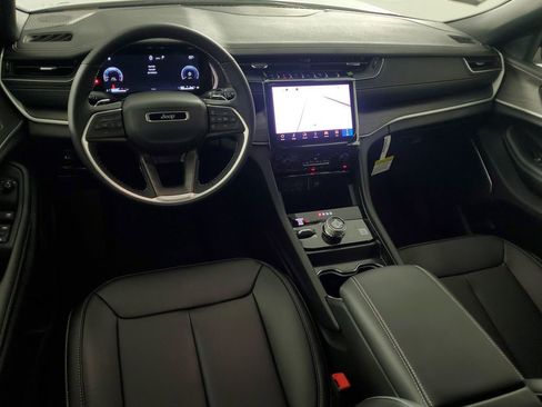 New 2025 Jeep Grand Cherokee Limited w/ Black Appearance Package image 15