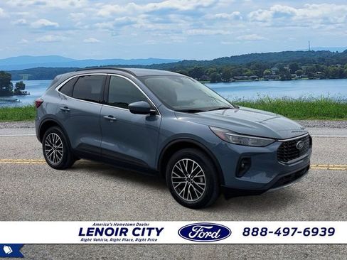 Used 2025 Ford Escape SE w/ PHEV Premium Package FWD image 1