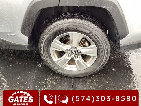 Used 2024 Toyota RAV4 XLE image 28