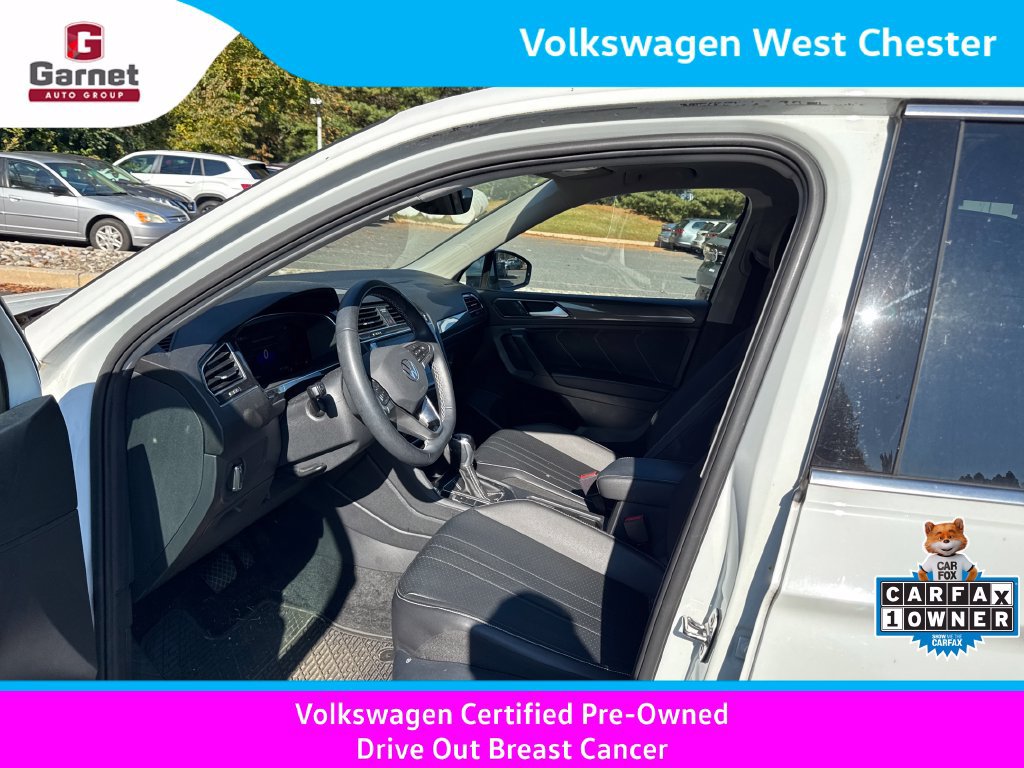 Used 2022 Volkswagen Tiguan SE w/ Panoramic Sunroof Package AWD/4WD image 10