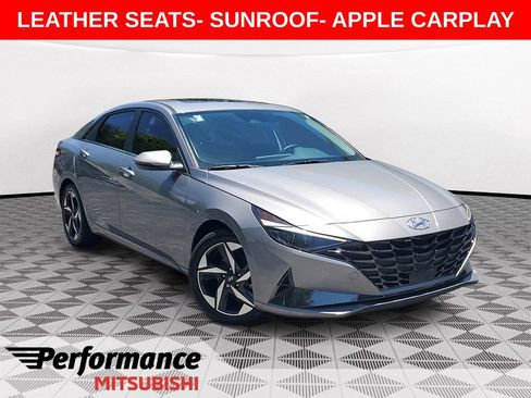 Used 2022 Hyundai Elantra Limited w/ Cargo Package FWD image 1