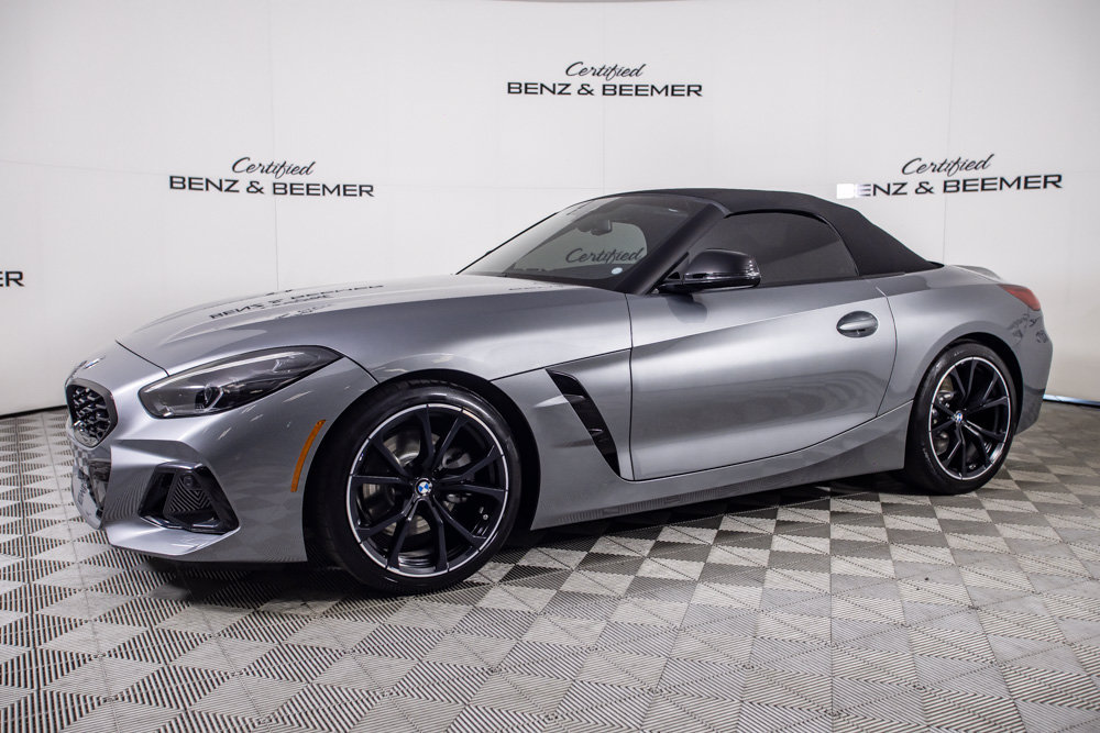 Used 2025 BMW Z4 sDrive30i w/ Shadowloine Package RWD image 8