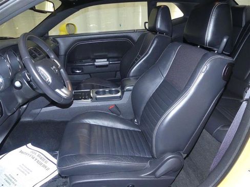 Used 2012 Dodge Challenger R/T RWD image 20