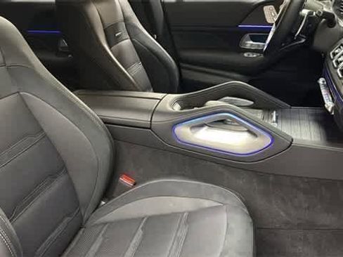 Certified 2025 Mercedes-Benz GLE 53 AMG 4MATIC image 35