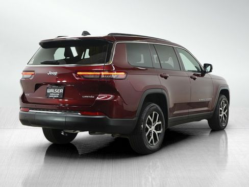 Used 2024 Jeep Grand Cherokee L Limited AWD/4WD image 5