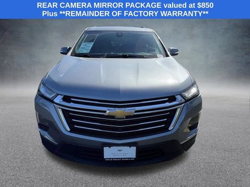Used 2023 Chevrolet Traverse LT w/ Rear Camera Mirror Package AWD/4WD image 2