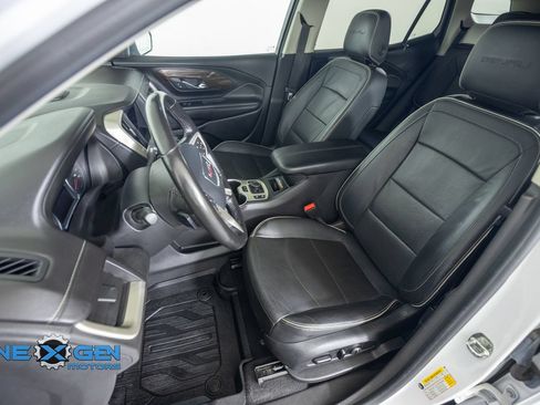 Used 2020 GMC Terrain Denali w/ Denali Premium Package AWD/4WD image 25