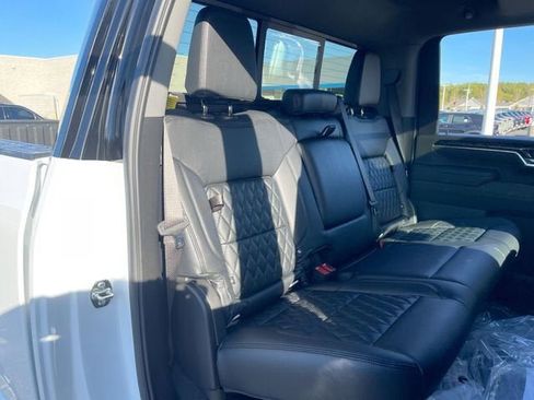 New 2025 Chevrolet Silverado 2500 LTZ w/ Trail Boss Package AWD/4WD image 28