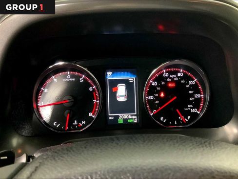 Used 2017 Toyota RAV4 SE image 25