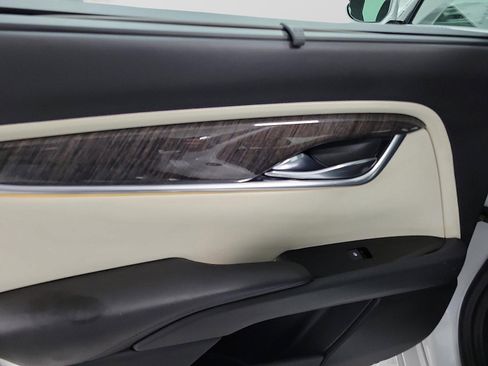 Used 2016 Cadillac XTS Vsport Platinum image 10