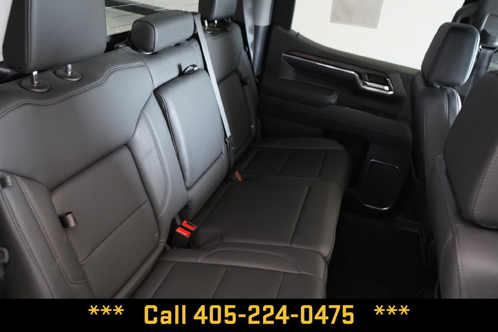 Used 2025 GMC Sierra 1500 SLT AWD/4WD image 28