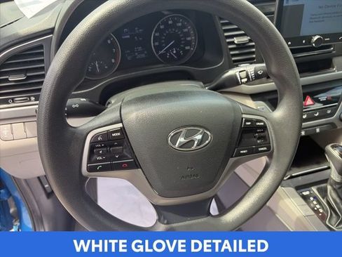 Used 2017 Hyundai Elantra SE FWD image 12