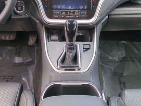 Used 2023 Subaru Outback Touring AWD/4WD image 17