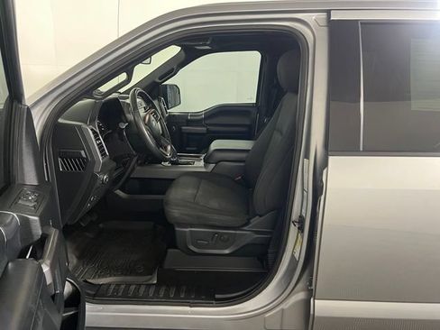 Used 2020 Ford F150 XLT w/ Equipment Group 302A Luxury AWD/4WD image 19