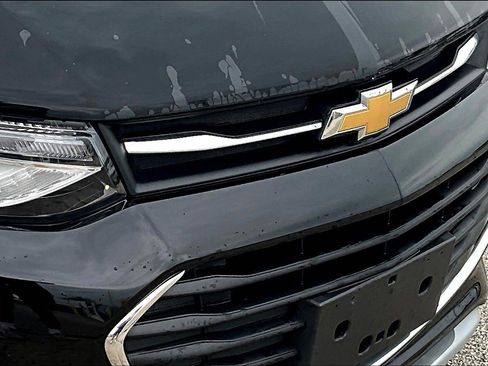 Used 2019 Chevrolet Trax LT w/ LT Convenience Package image 30