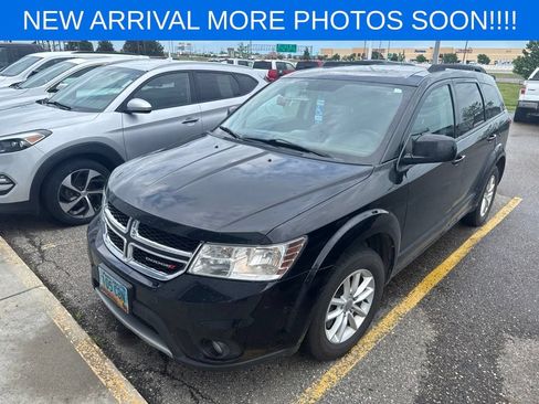 Used 2016 Dodge Journey SXT w/ Comfort/Convenience Group AWD/4WD image 3