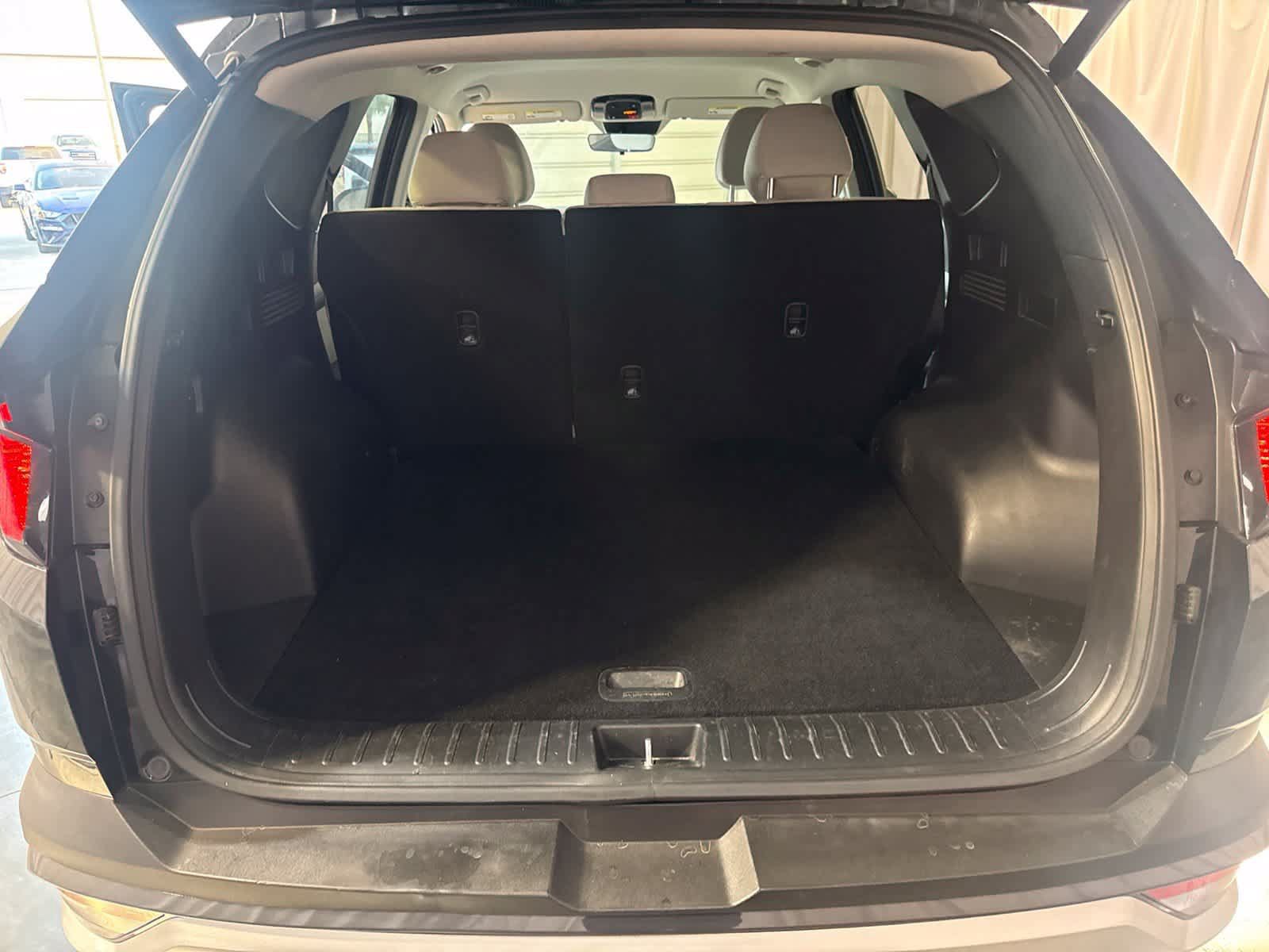 Used 2025 Hyundai Tucson SEL FWD image 15