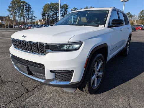 Used 2022 Jeep Grand Cherokee L Limited image 8