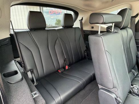 Used 2023 Acura MDX SH-AWD w/ Advance Package image 33