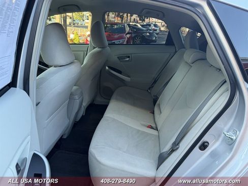 Used 2015 Toyota Prius Two FWD image 20