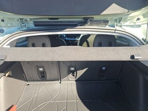 New 2026 Chevrolet Trax ACTIV w/ Sunroof Package image 67