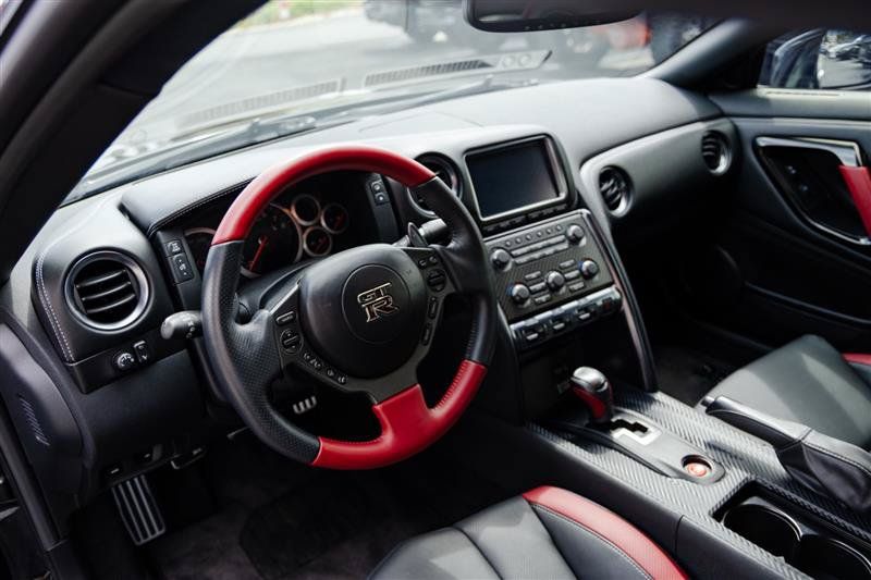 Used 2015 Nissan GT-R Black Edition AWD/4WD image 19