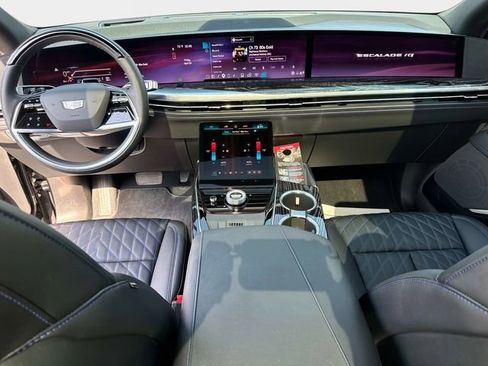 Certified 2025 Cadillac Escalade IQ Sport 1 AWD/4WD image 20