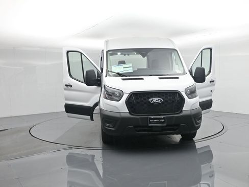 New 2026 Ford Transit 250 148 Medium Roof w/ Load Area Protection Package RWD image 26