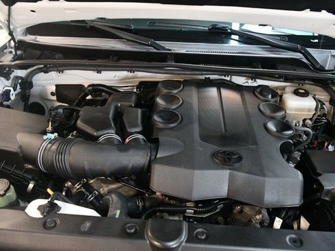 Used 2018 Toyota 4Runner Limited image 74