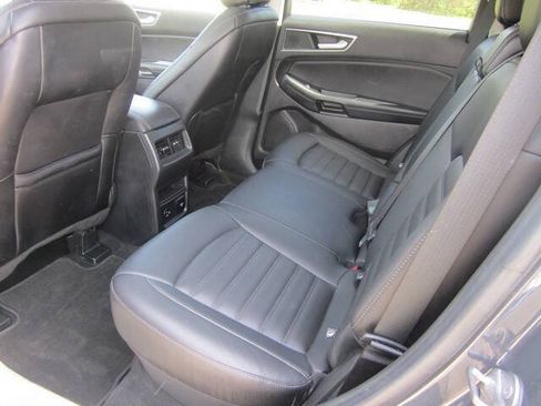 Used 2021 Ford Edge SEL w/ Convenience Package AWD/4WD image 11