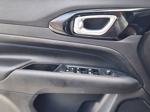 New 2026 Jeep Compass Latitude AWD/4WD image 20