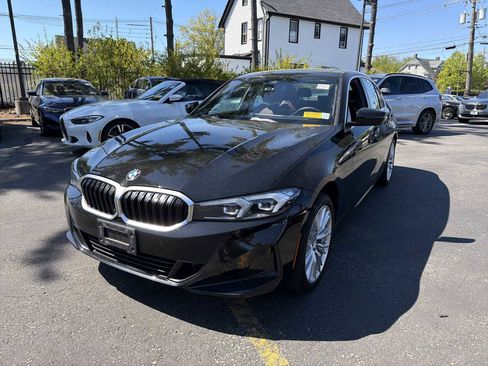 Certified 2024 BMW 330i xDrive Sedan w/ Convenience Package AWD/4WD image 3