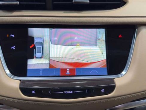 Used 2019 Cadillac XT5 Platinum AWD/4WD image 35