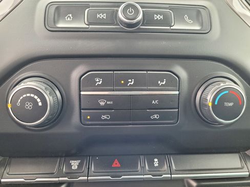 Used 2021 Chevrolet Silverado 2500 W/T image 19