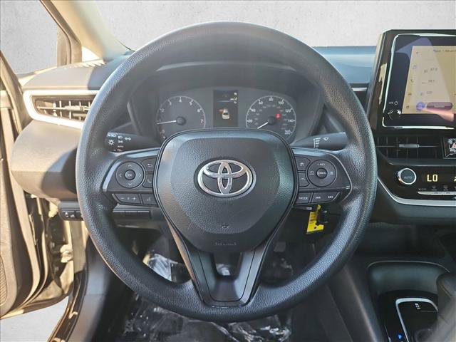 Used 2025 Toyota Corolla LE FWD image 13