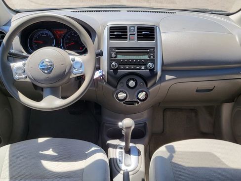 Used 2014 Nissan Versa SV w/ Convenience Package FWD image 25