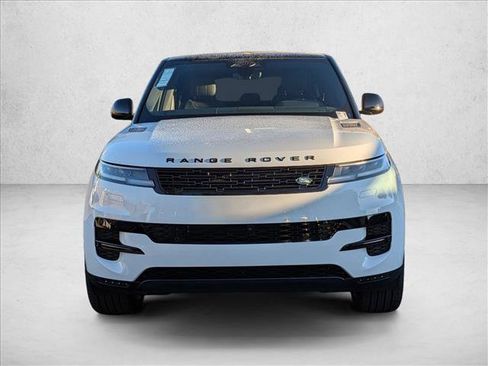 Used 2026 Land Rover Range Rover Sport SE AWD/4WD image 6