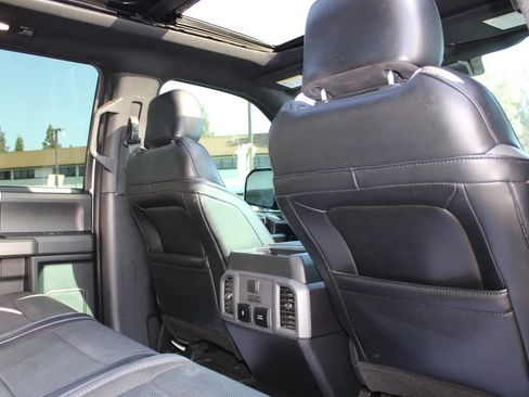 Used 2019 Ford F150 Raptor w/ Equipment Group 802A Luxury AWD/4WD image 18