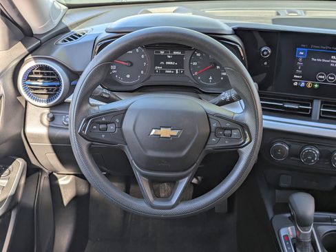 Used 2024 Chevrolet Trax LS image 16
